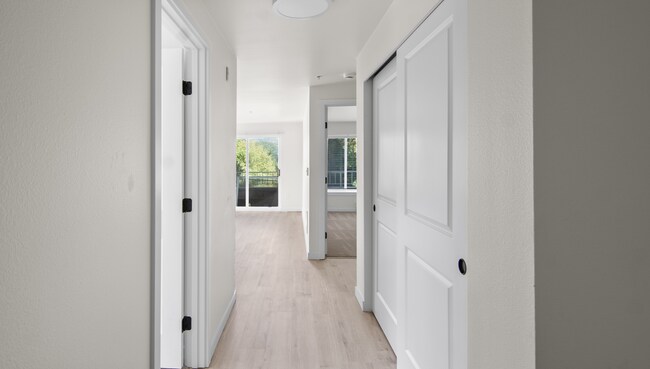 Photo - Vista Apartments