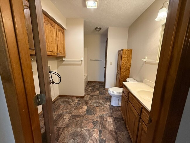 Photo - Midwest Ridge Investment Group LLC Unit 210 E Third Street