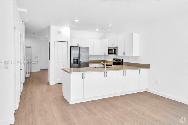 Building Photo - 11854 SW 246th Ln Rental