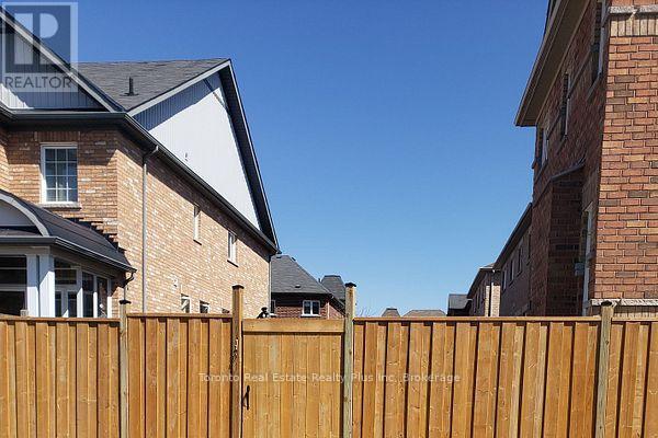 Photo - 32 Turnhouse Cres