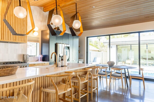 Photo - 68 W Lewis Ave