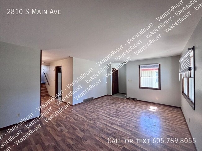 Photo - 2810 S Main Ave