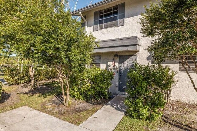 Building Photo - 8201 Fairway Rd Rental