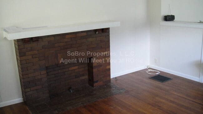 Photo - 4054 North Park Avenue