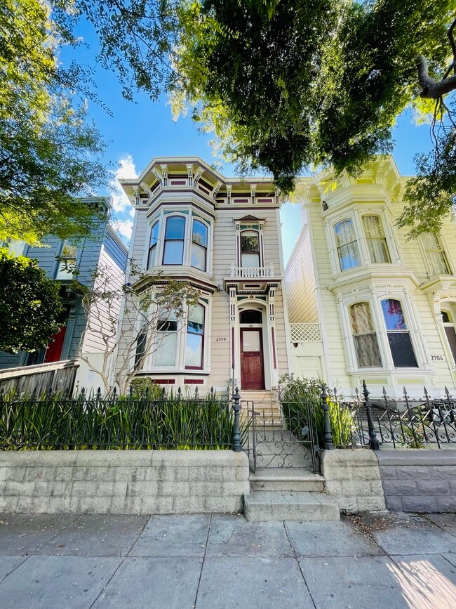 Building Photo - 2908 Folsom St Unit 1 Rental