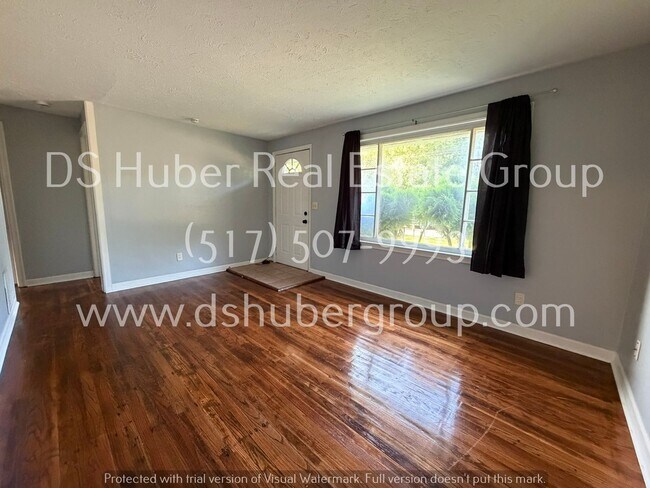 1218 Victoria Dr