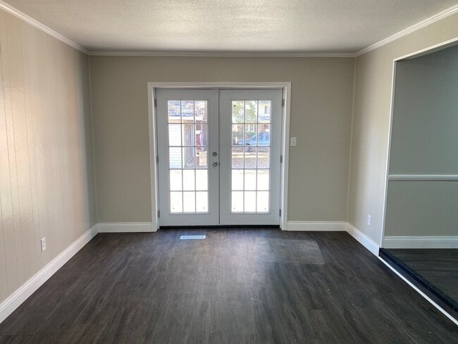 Photo - 2135 Hayes St