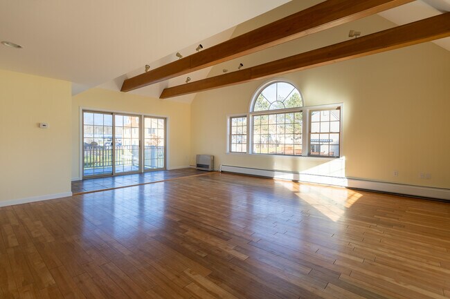 Photo - 4 Pheasant Ct