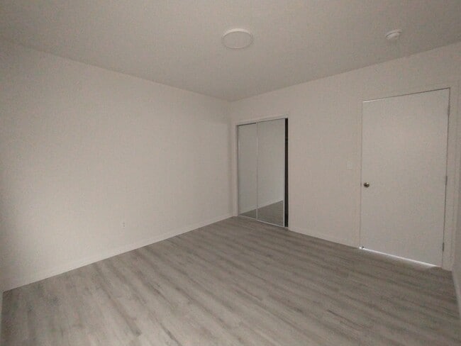 Photo - 106 S Sunol Dr