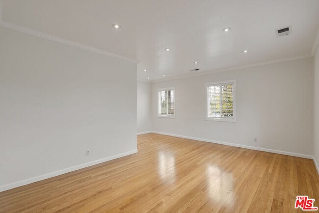 Photo - 1326 Pops Rd