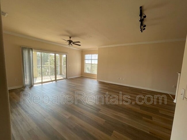 Photo - 8290 Gate Pkwy W Unit 720