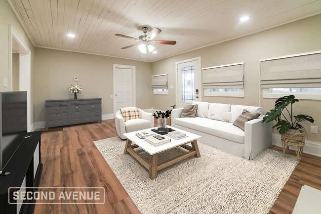 Photo - 203 Maple St