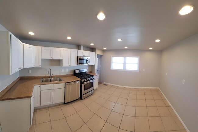 Photo - 46 Beacon Ave