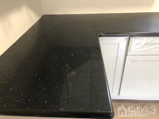 Photo - 523 State St