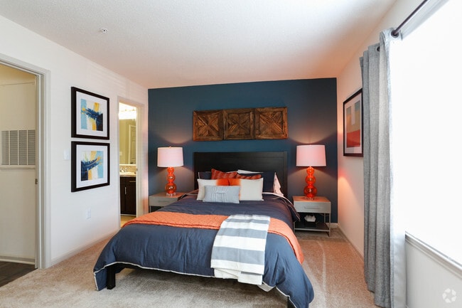 Interior Photo - Sailpointe at Lake Norman Rental