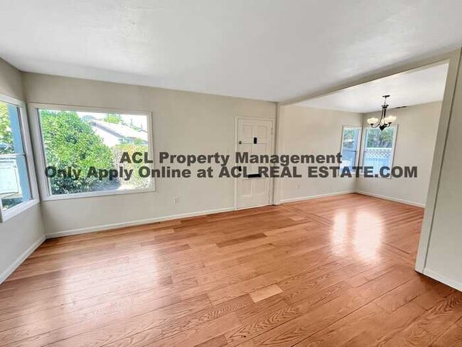 Photo - 22325 N 4th St