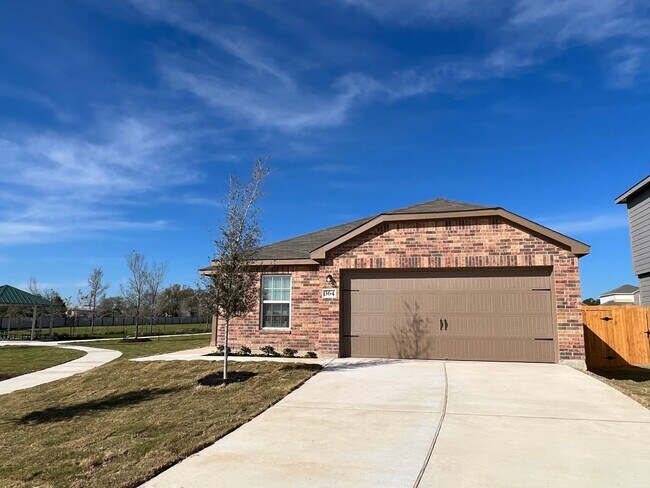 Photo - Park House, End Street, 4 bedroom and 2 bathroom home for rent in Jarrell , TX