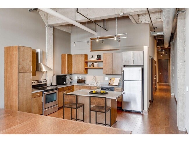 Building Photo - 730 N Washington Ave Unit 323 Rental