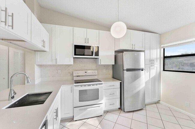 Photo - 3375 Jaywood Terrace Unit 2050