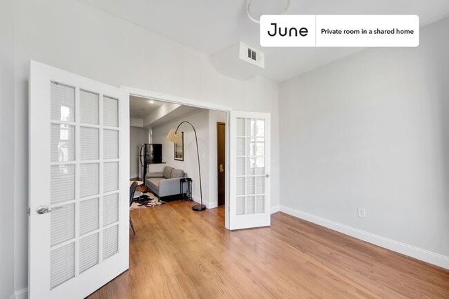 Photo - Room in Shared 4 bed/1 bath home Unit A