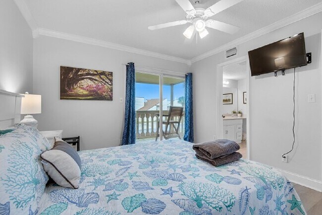 Photo - 17462 Front Beach Rd