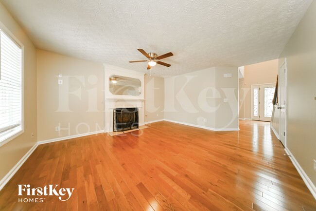 Photo - 9093 Ashton Rd
