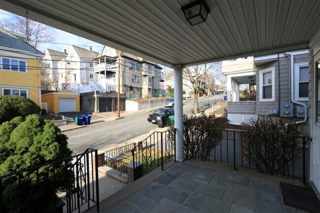 Photo - 17 Mason St Unit 1
