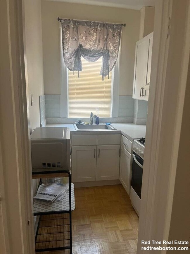 Photo - 319 Allston St Unidad 3