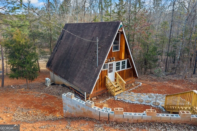 Photo - 290 Beaver Lodge Rd