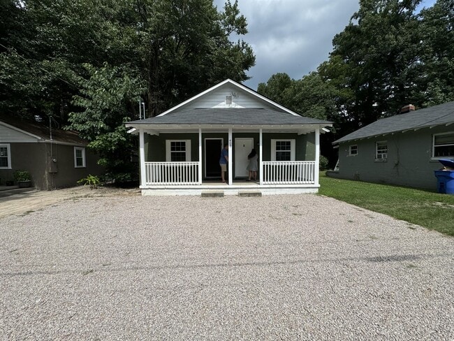 Building Photo - 409 Hadley St SE Rental