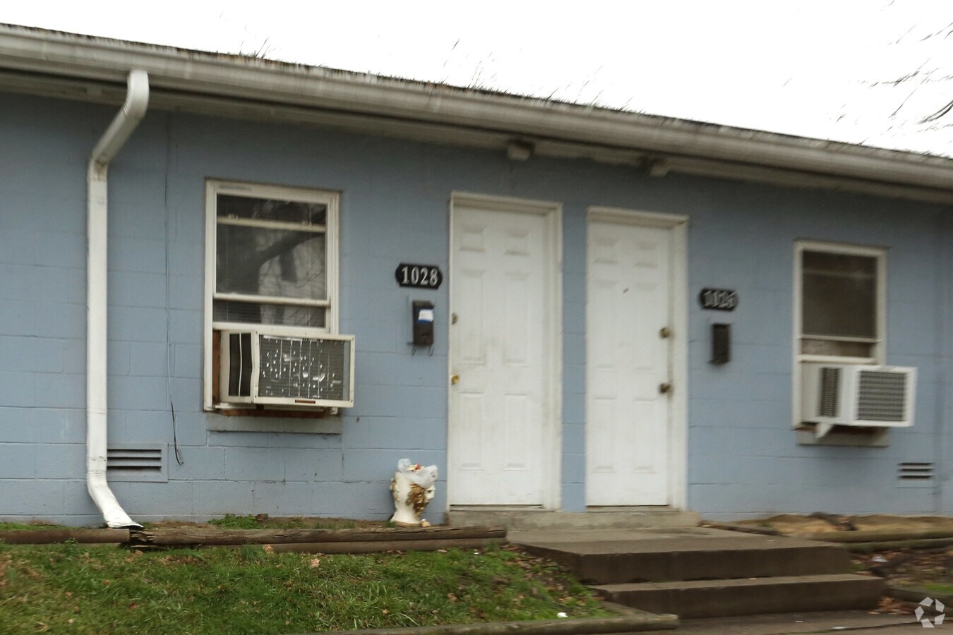 Greenwood Apartments - Greenwood Apartments