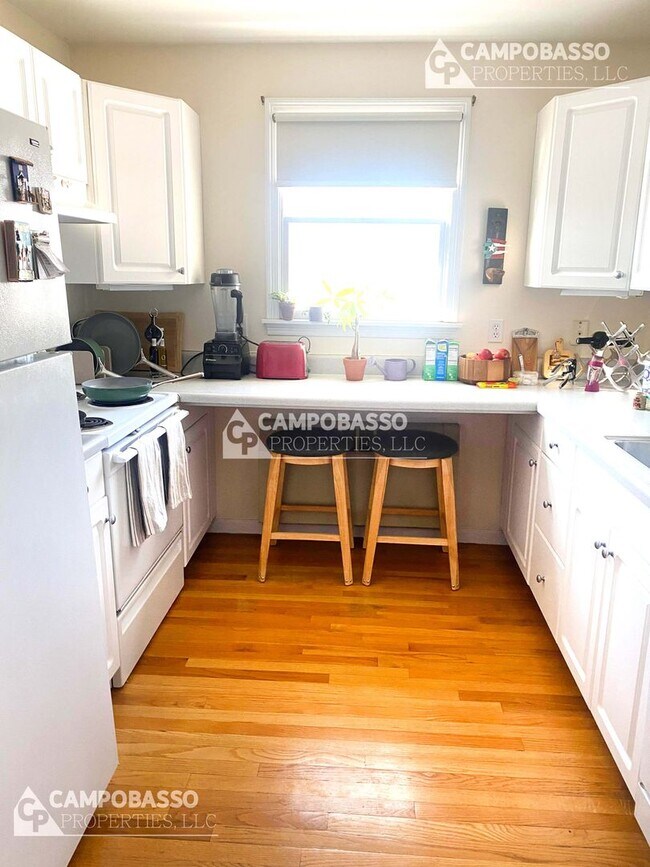 Photo - 174 Summer St