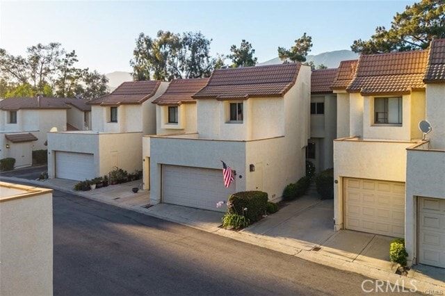 Building Photo - 875 Endicott Dr
