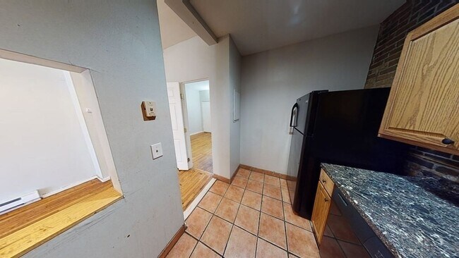 2 Moreland St Unit 1