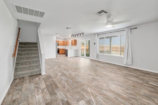 Photo - 6212 Speyside Dr