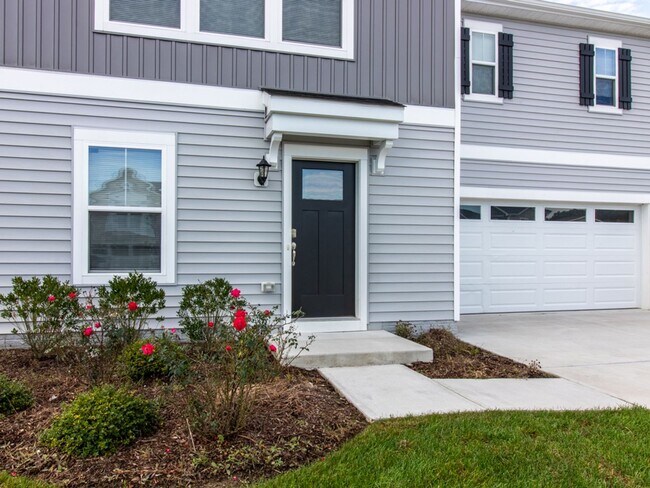 Photo - YEAR-ROUND RENTAL- UNFURNISHED - SINGLE FAMILY - GEORGETWON