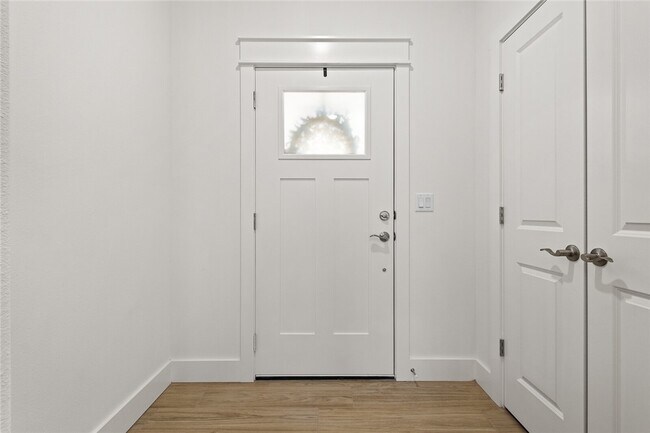 Photo - 712 Sun Meadows Loop