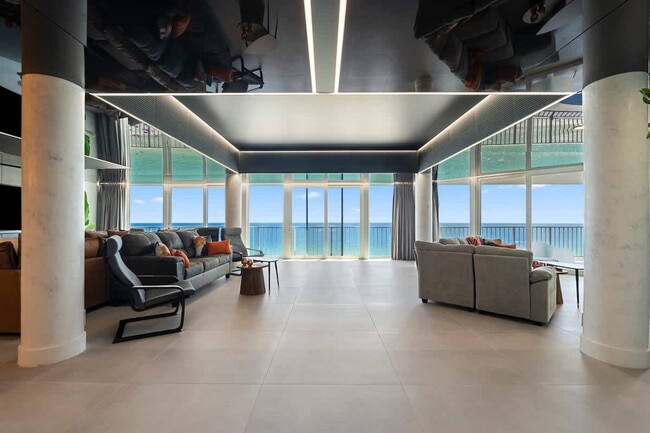 Building Photo - 8743 Thomas Dr Unit FL15-ID1354912P