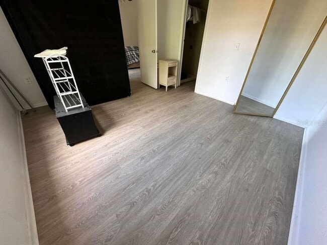 Building Photo - 5283 Images Cir Unit 304
