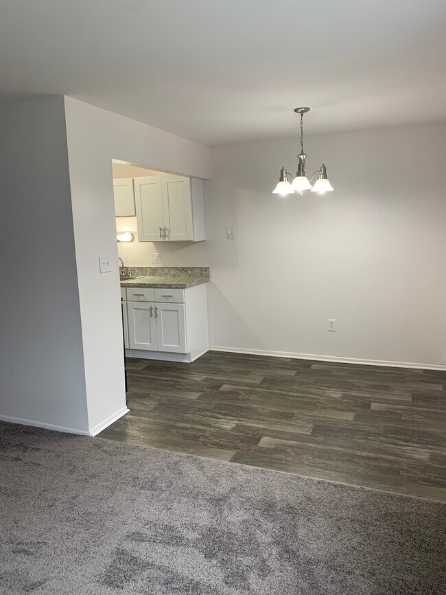 Photo - Cherry Hill Manor Apartments