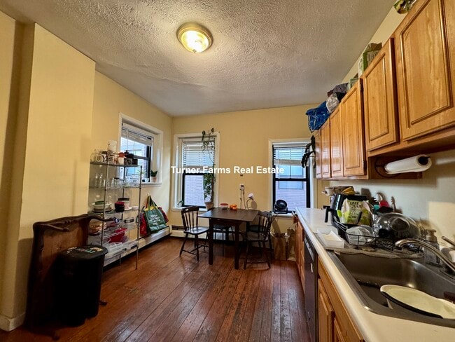 Photo - 1516 Tremont St Unit 3