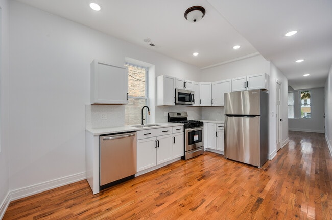 Photo - 4444 S Campbell Ave Apartments Unit 2