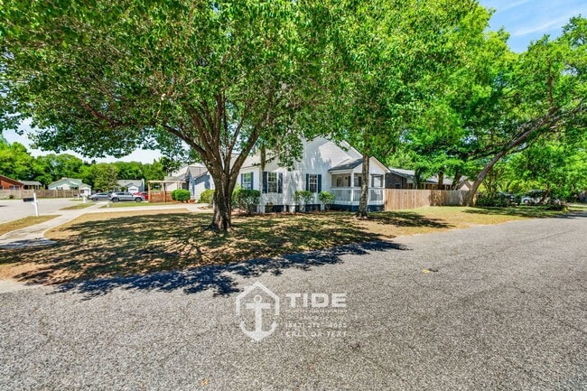 Photo - Modern Living in the Heart of West Ashley