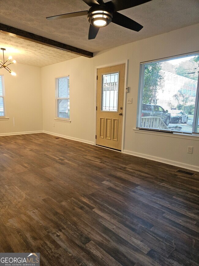 369 Autumn Ln SW House House Rental in Atlanta, GA