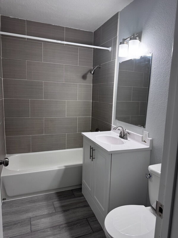 Photo - 2445 Town Cir Unit Room #1