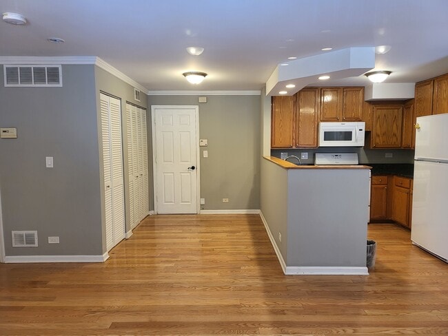 Photo - 2403 W Flournoy St Unit A