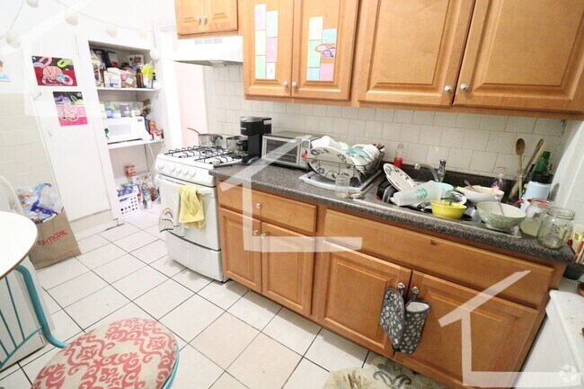 Building Photo - Awesome 2 Bed Apartment for Students