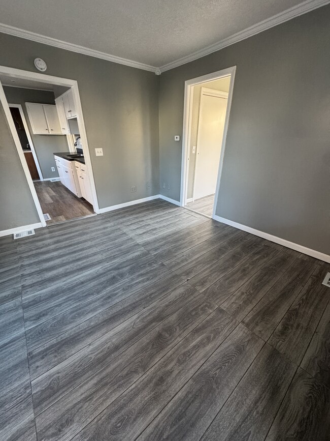 Photo - 225 Haviland Park