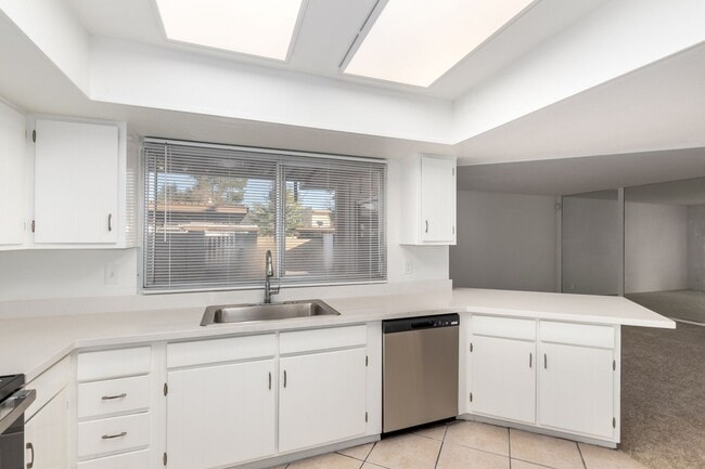 Photo - Tempe Charmer!