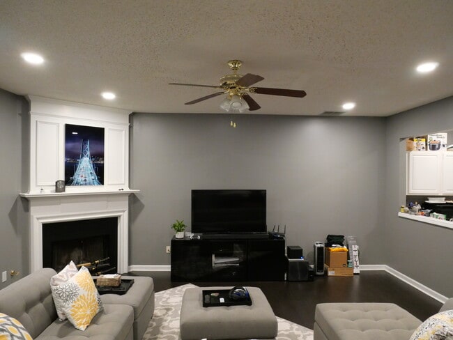 Photo - 4645 Valais Ct